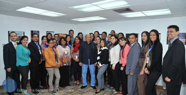 Contralor General y máximas autoridades brindaron apoyo a voluntarios de la CGR