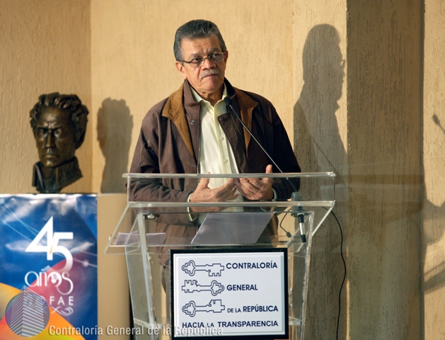 Conferencia  Asedio mediático contra Venezuela