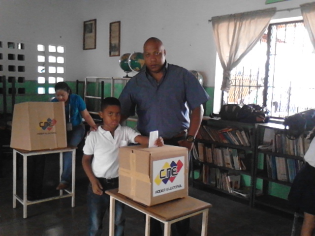 CEM realizó elección de  Contralores Escolares en la E. B. José Apolinar Cantor