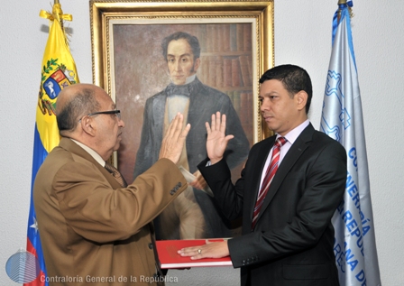 Contralor General juramentó a José Javier Morales como Sub Contralor