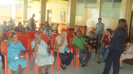 Adultos mayores escogieron nuevo Abuelo Contralor