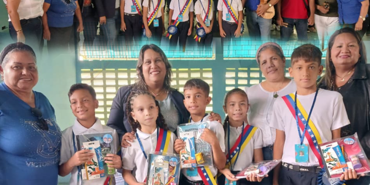 CEM juramentó nuevos contralores escolares en la Escuela Primaria Estadal “Félix Ángel Lozada”