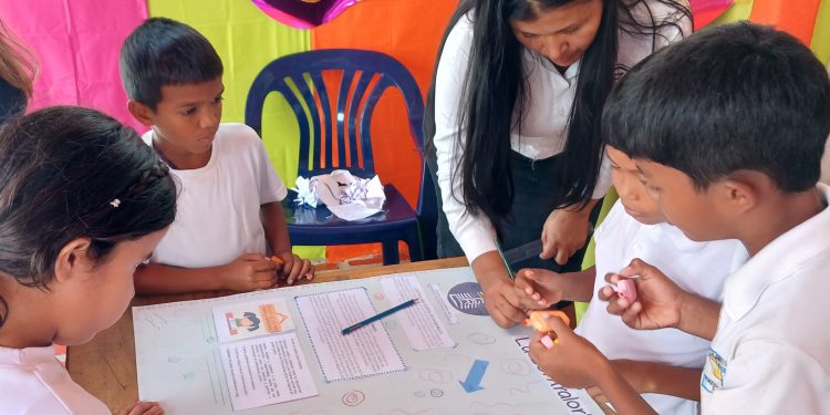 CEM realiza segunda mesa de trabajo a través del programa «La Contraloría va a la Escuela»