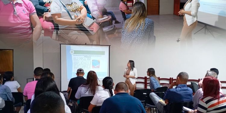 Consejos comunales del municipio Aguasay fueron capacitados en jornada de Fortalecimiento del Poder Popular