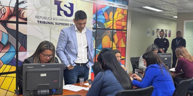 Contraloría del Estado Monagas realiza jornada de actualización de la Declaración Jurada de Patrimonio en el TSJ
