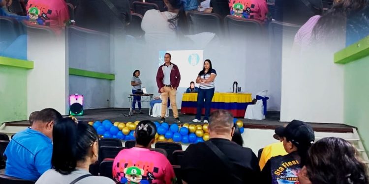 Fortalecen el poder popular: Contralorías capacitan a voceros comunales del municipio Sotillo